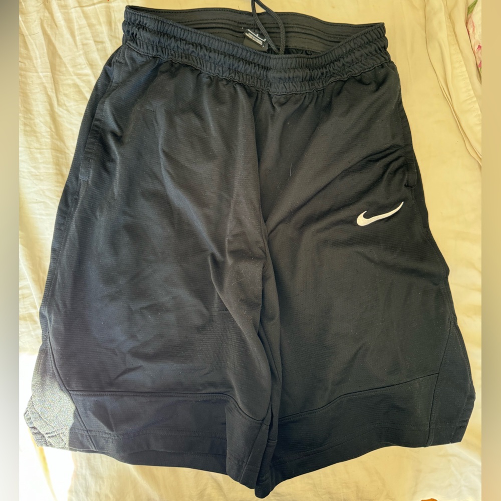 Nike Dri Fit shorts size Medium